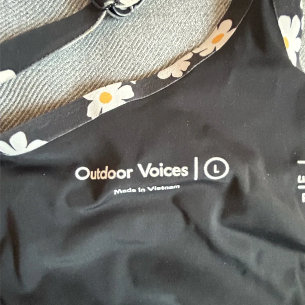 Outdoor Voices Black Daisy-Print Mini Dress - Picture 3 of 8